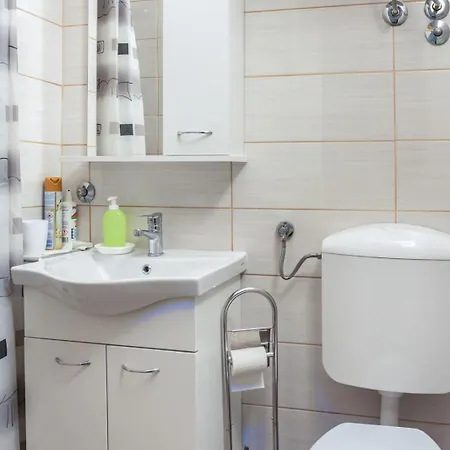 Dora ##3 * Crikvenica