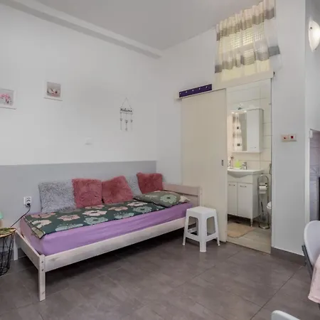 Dora ##3 Apartment *